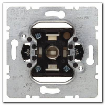 Łącznik i sygnalizator świetlny E10, zestyk zwierny, z oddzielnymi zestykami zgłoszeniowymi; ; Mechanizmy Numer katalogowy: 510110
