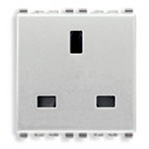 Gniazdo 2P+E, 13A, standard angielski, SICURY, 2M, srebrny