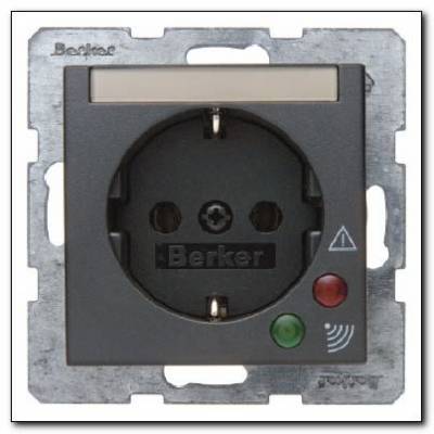 Gniazdo SCHUKO z ochroną przepięciową i polem opisowym; antracyt; B.1/B.3/B.7 Glas Numer katalogowy: 41081606