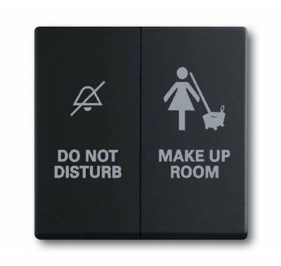 Klawisz do hotelu z opisem