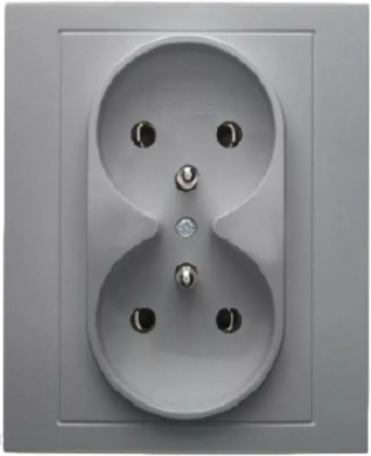 Gniazdo podwójne z uziemieniem komplet; alu; B.Kwadrat Numer katalogowy: 5361838984
